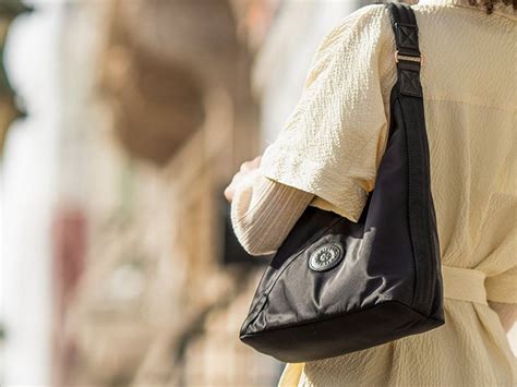 kipling bags official site.